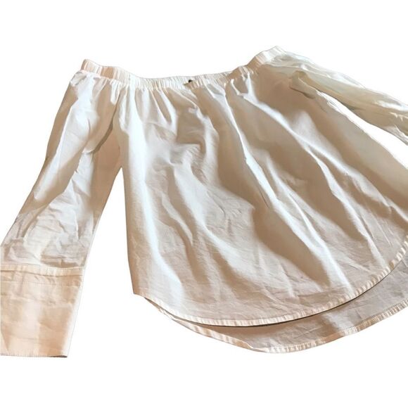 Daniel Cremieux Tops - Cremieux size medium blouse like new see pics great look great deal